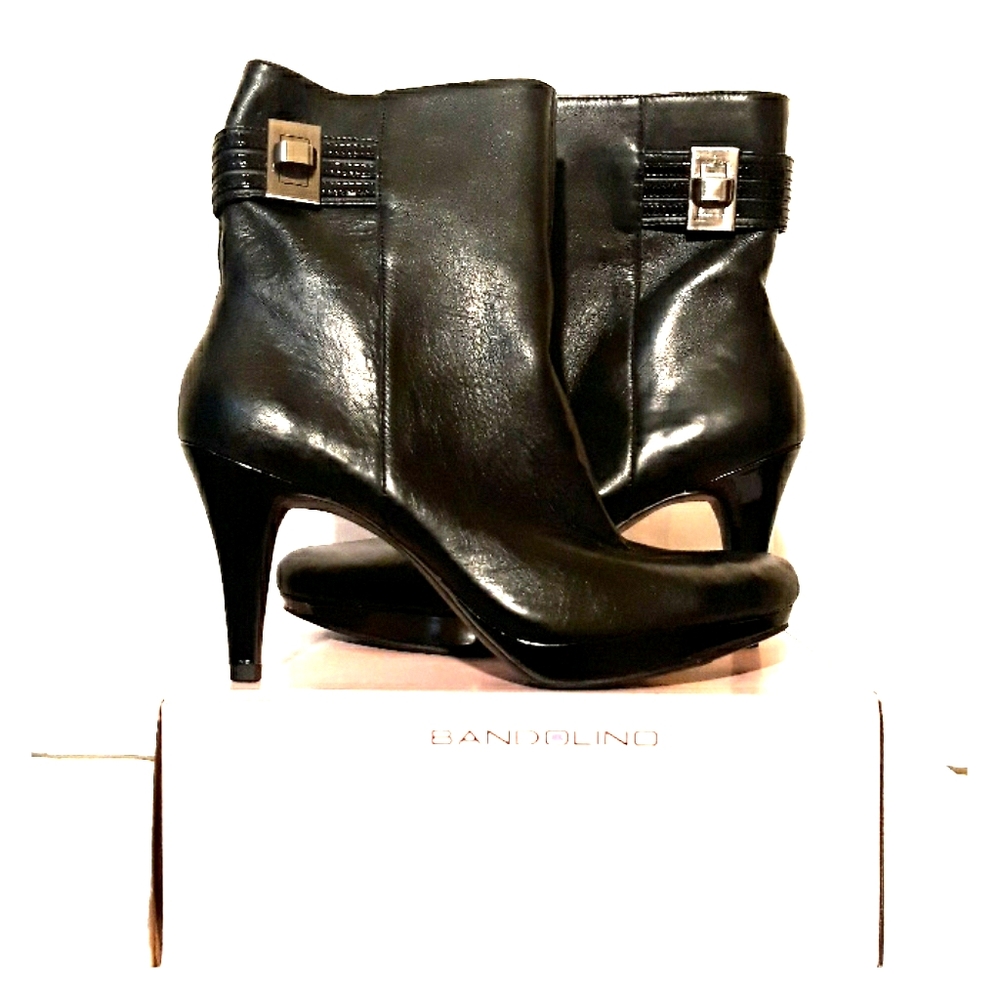 NIB Bandolino Black Leather Calf Ankle Bootie 10